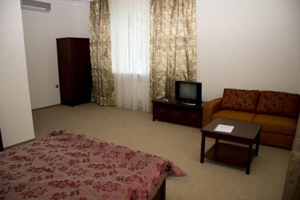 Marco Polo Hotel Ulʼyanovka Dış mekan fotoğraf