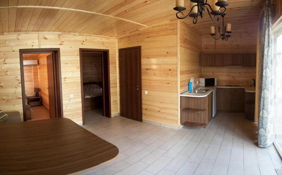 Marco Polo Hotel Ulʼyanovka Oda fotoğraf